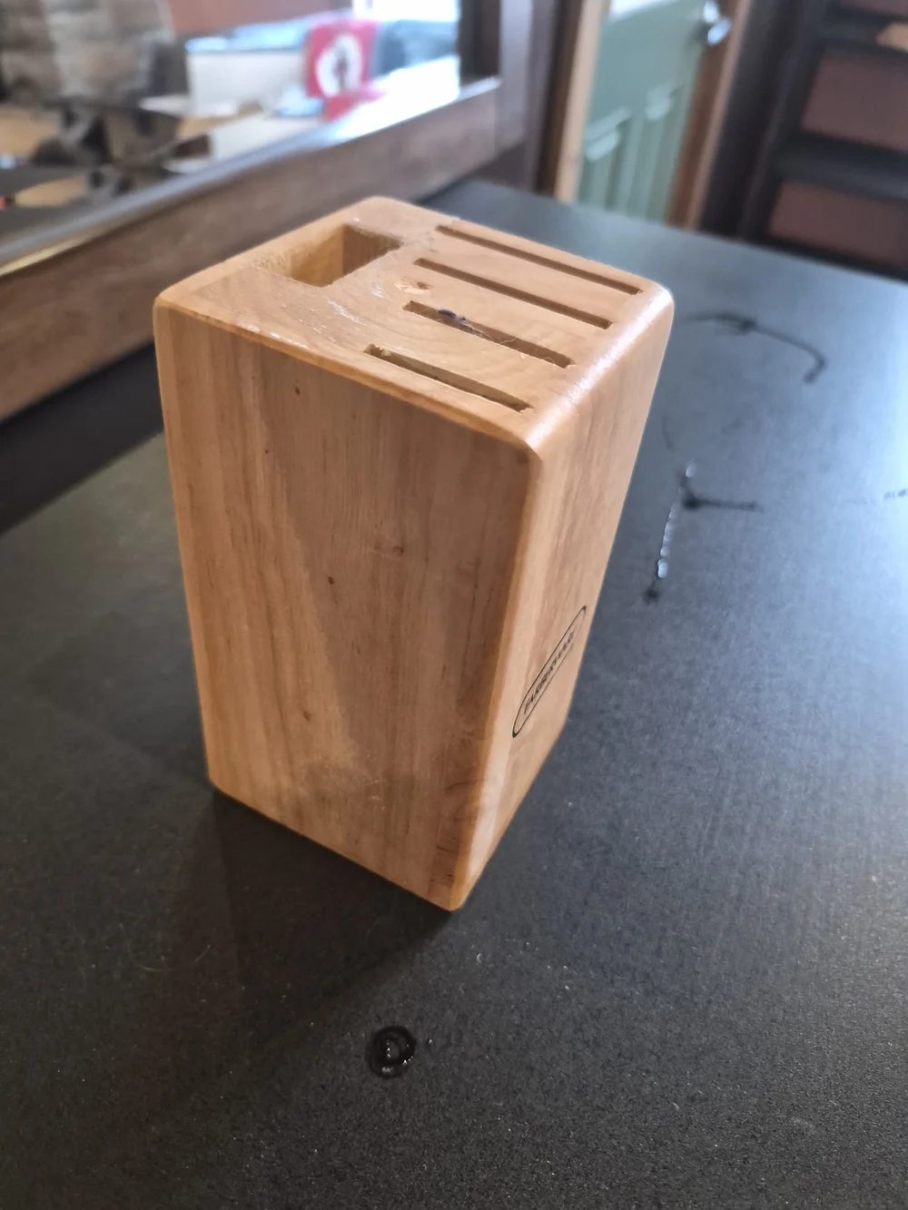 Farberware Knife Block 5 Slot Natural Oak Wood 5 1/2" × 3"x3 No Knives Included - Picture 3 of 6